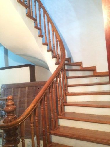 Thi công lắp đặt cầu thang uy tín